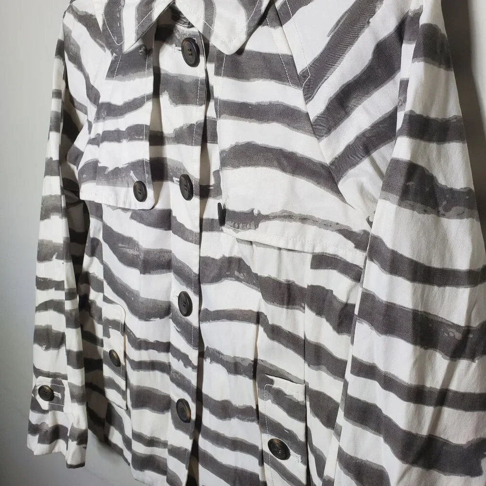 J. Crew Womens Zebra Animal Print Button Down Jacket Blazer Size 4‎ Fall Preppy
